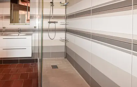 Maison avec piscine privée, Maison 9 personnes à Monteux - Photo 18
