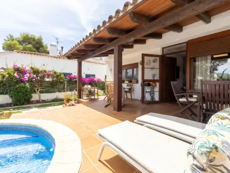 Lluna – Maison 4 chambres avec piscine à Deltebre : photo 2