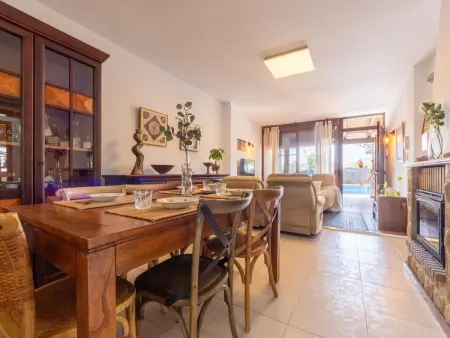 Lluna – Maison 4 chambres avec piscine à Deltebre : photo 3