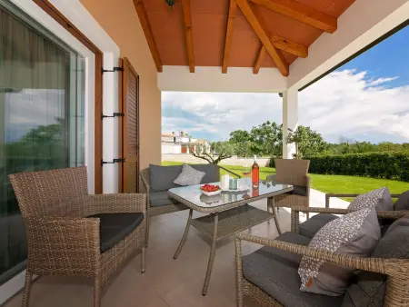 Villa Mušković : maison 6 pers., piscine privée à Tinjan : photo 4