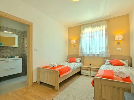 Villa Mušković : maison 6 pers., piscine privée à Tinjan : photo 8