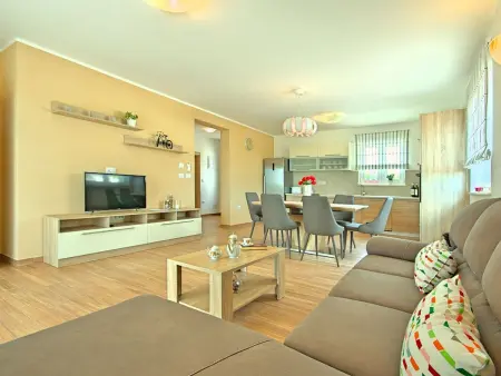 Villa Mušković : maison 6 pers., piscine privée à Tinjan : photo 12