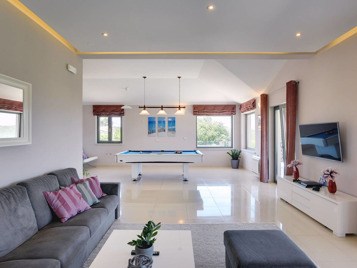 Villa Rachele, 7 chambres avec piscine privée à Rakalj - Photo 4
