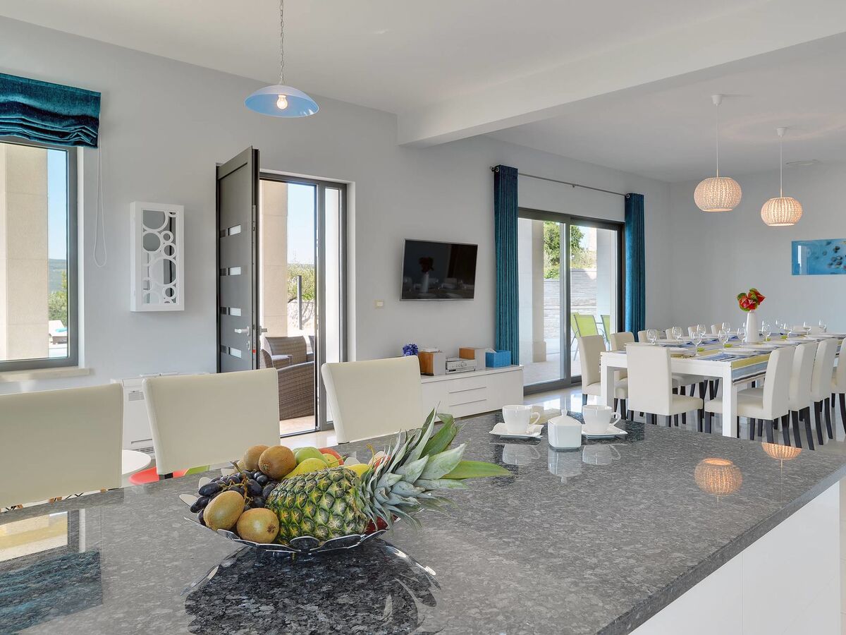 Villa Rachele, 7 chambres avec piscine privée à Rakalj - Photo 11