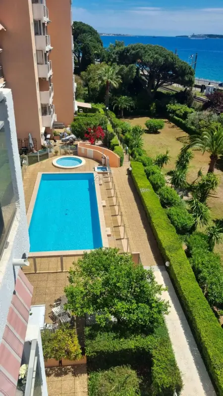 Location appartement à Cannes, Appartement lumineux avec jacuzzi à Cannes 60 m²