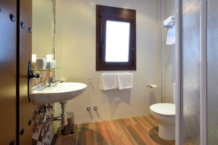 Villa Sara, maison avec jacuzzi privé et vue Méditerranée - Photo 16
