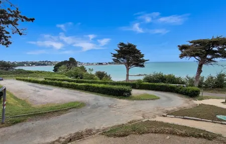 Maison face à la plage, vue mer à Plestin-les-Grèves : photo 12