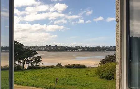 Maison face à la plage, vue mer à Plestin-les-Grèves : photo 14