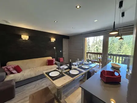Appartement contemporain 6 pers. à Méribel, vue forêt : photo 1
