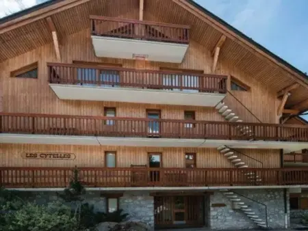 Appartement contemporain 6 pers. à Méribel, vue forêt : photo 18