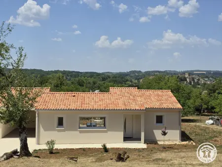 Location appartement à Excideuil, Maison neuve avec clim - 4 pers. vue château