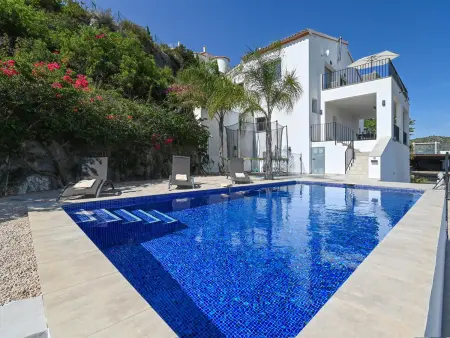 Villa moderne Pedreguer, piscine 8x4m, 3 chambres