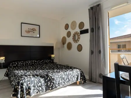 Studio Virginia 22 m² avec balcon vue piscine, Grasse : photo 3