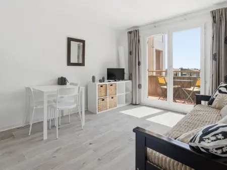 Virginia, appartement 2 pièces avec balcon à Grasse : photo 8
