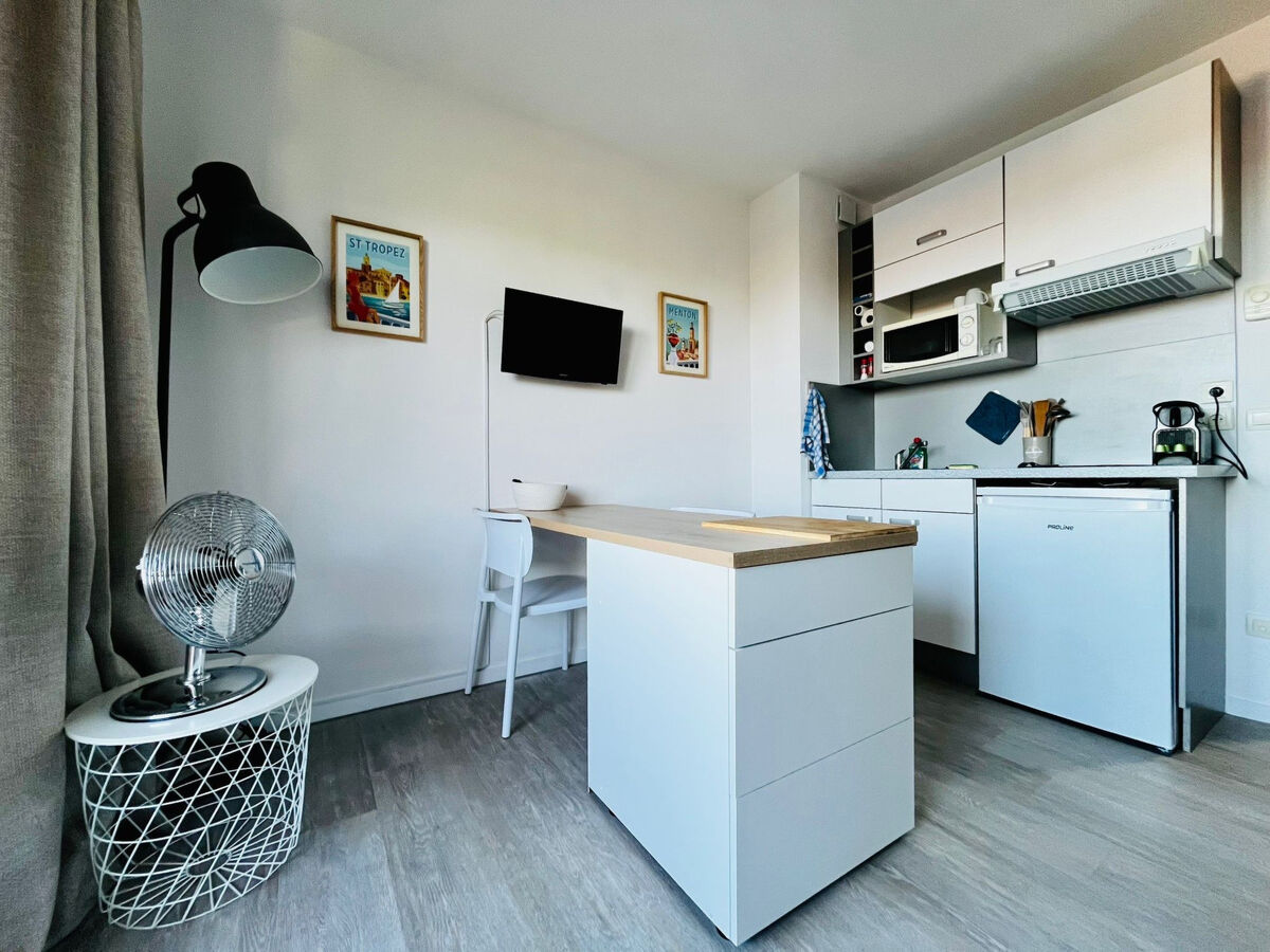 Studio Virginia 23 m² avec balcon et vue montagnes - Photo 2