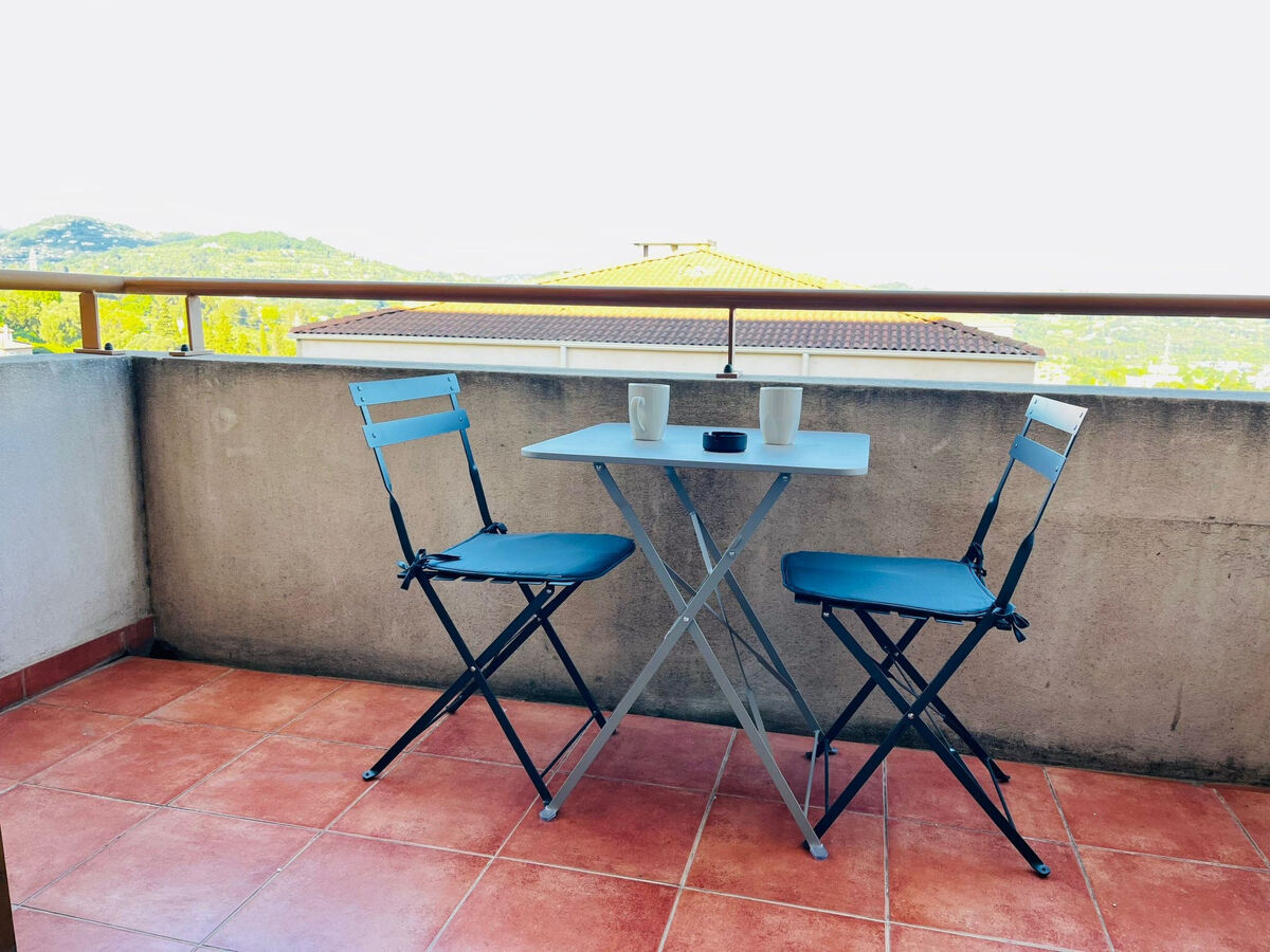 Studio Virginia 23 m² avec balcon et vue montagnes - Photo 8