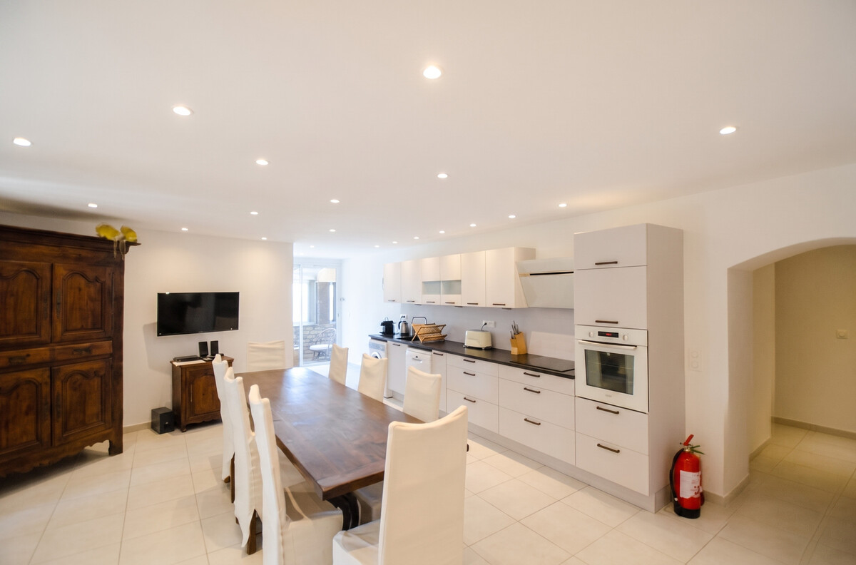 Rez-de-villa 150 m² avec piscine privée et sauna à Carqueiranne - Photo 25