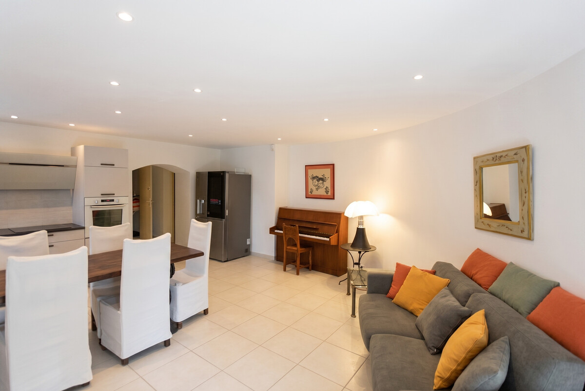 Rez-de-villa 150 m² avec piscine privée et sauna à Carqueiranne - Photo 31
