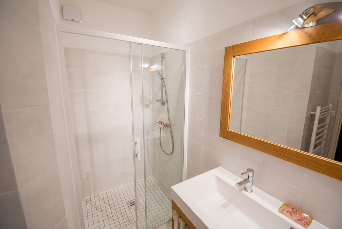 Rez-de-villa 150 m² avec piscine privée et sauna à Carqueiranne - Photo 38