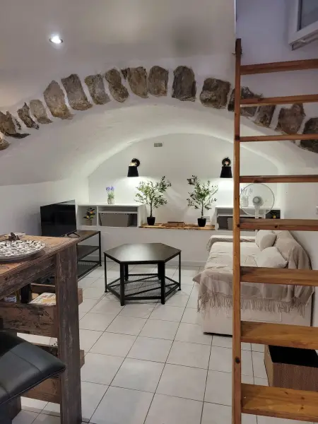 Location appartement à Fayence, Studio moderne à Fayence - 22 m² avec vue