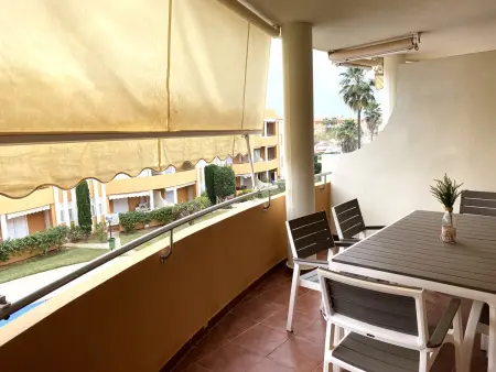 Appartement 2 ch avec terrasse et piscine à Dénia : photo 1