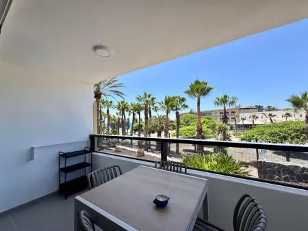 Appartement vue mer à 50 m de la plage : photo 3