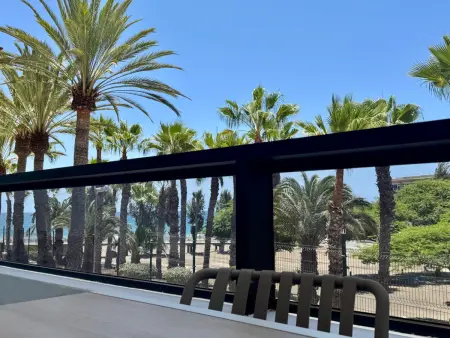 Appartement vue mer à 50 m de la plage : photo 5