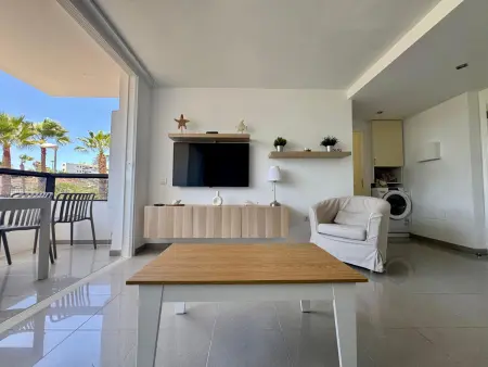 Appartement vue mer à 50 m de la plage : photo 8