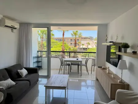 Appartement vue mer à 50 m de la plage : photo 12
