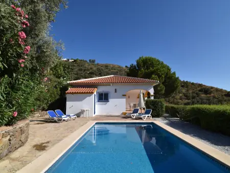 Location gite à Sayalonga, Villa vue imprenable, piscine privée - 4 pers.