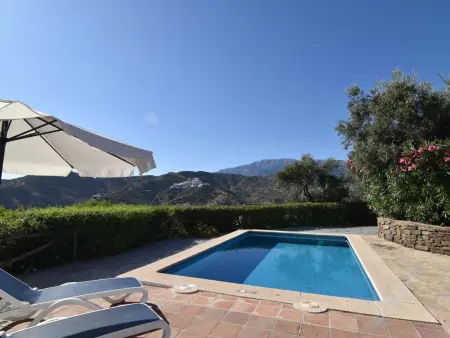 Villa vue imprenable, piscine privée - 4 pers., Gite 4 personnes à Sayalonga - Photo 1