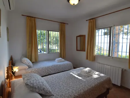 Villa vue imprenable, piscine privée - 4 pers., Gite 4 personnes à Sayalonga - Photo 7
