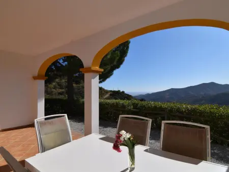 Villa vue imprenable, piscine privée - 4 pers., Gite 4 personnes à Sayalonga - Photo 10