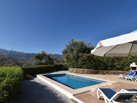 Villa vue imprenable, piscine privée - 4 pers., Gite 4 personnes à Sayalonga - Photo 21