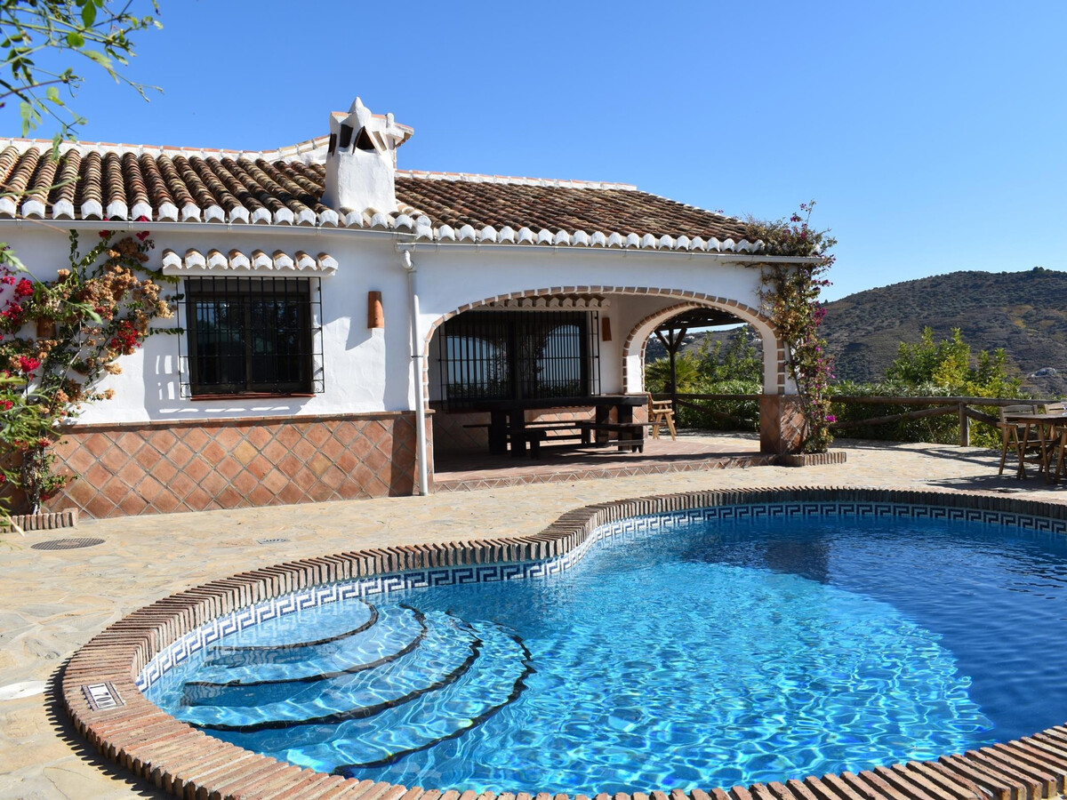 Finca Higuerón, gîte rustique piscine à Cómpeta - Photo 1