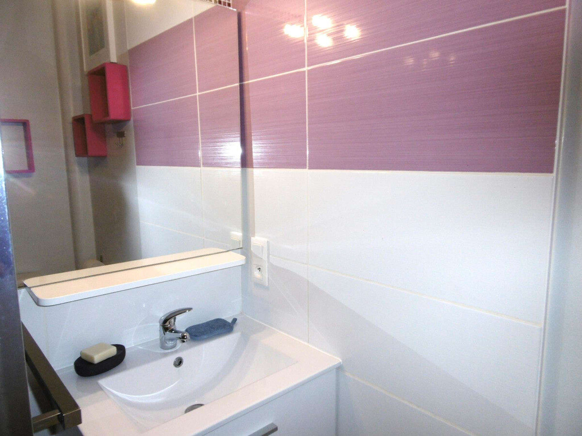 Studio 27 m² terrasse et parking - 100 m plage - Photo 11