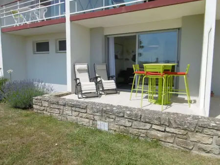 Studio 27 m² terrasse et parking - 100 m plage