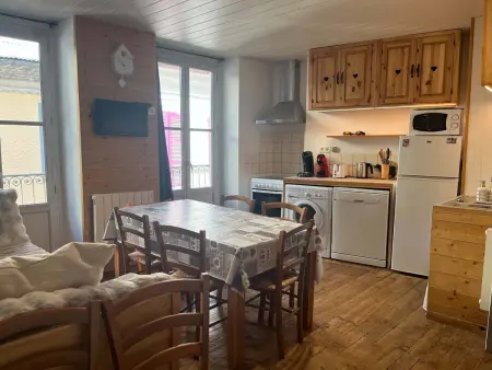 Appartement 8 pers., parking aux télécabines - Cauterets : photo 2