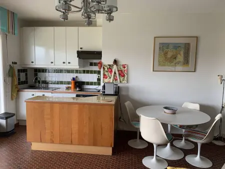 Appartement 4 pers. à Porquerolles, vue port et nature : photo 7