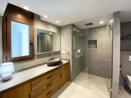 Villa exclusive vue mer, piscine et climatisation - Photo 18