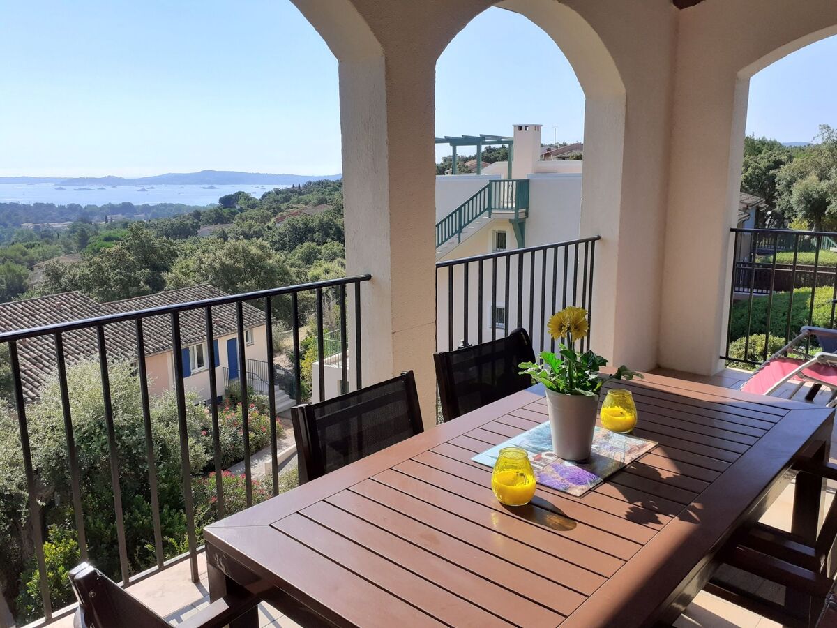 Appartement 6 pers. vue mer à Cogolin, piscine & parc - Photo 3