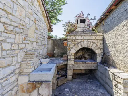 Erminia – Maison avec piscine privée à Svetvinčenat : photo 12