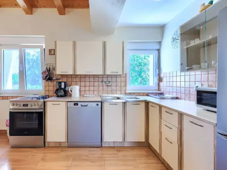 Erminia – Maison avec piscine privée à Svetvinčenat : photo 23