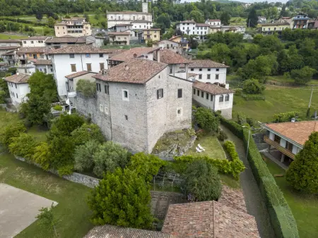 Location gite à Riva di Solto, Casa Torre Il Castello