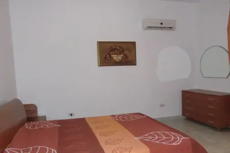Maison 8 pers. à 1 km de la plage, San Pietro i. Bevagna : photo 13