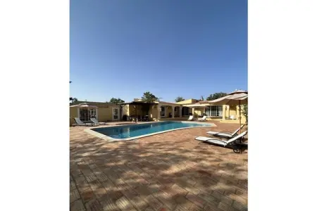 Maison 5 chambres avec piscine à Almancil : photo 2