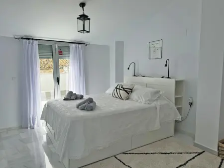 Appartement 75 m² centre Jerez, 2 ch, terrasse & jardin : photo 3
