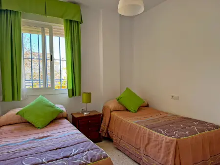 Appartement 90 m² front de plage, 2 ch., 4 pers. : photo 18