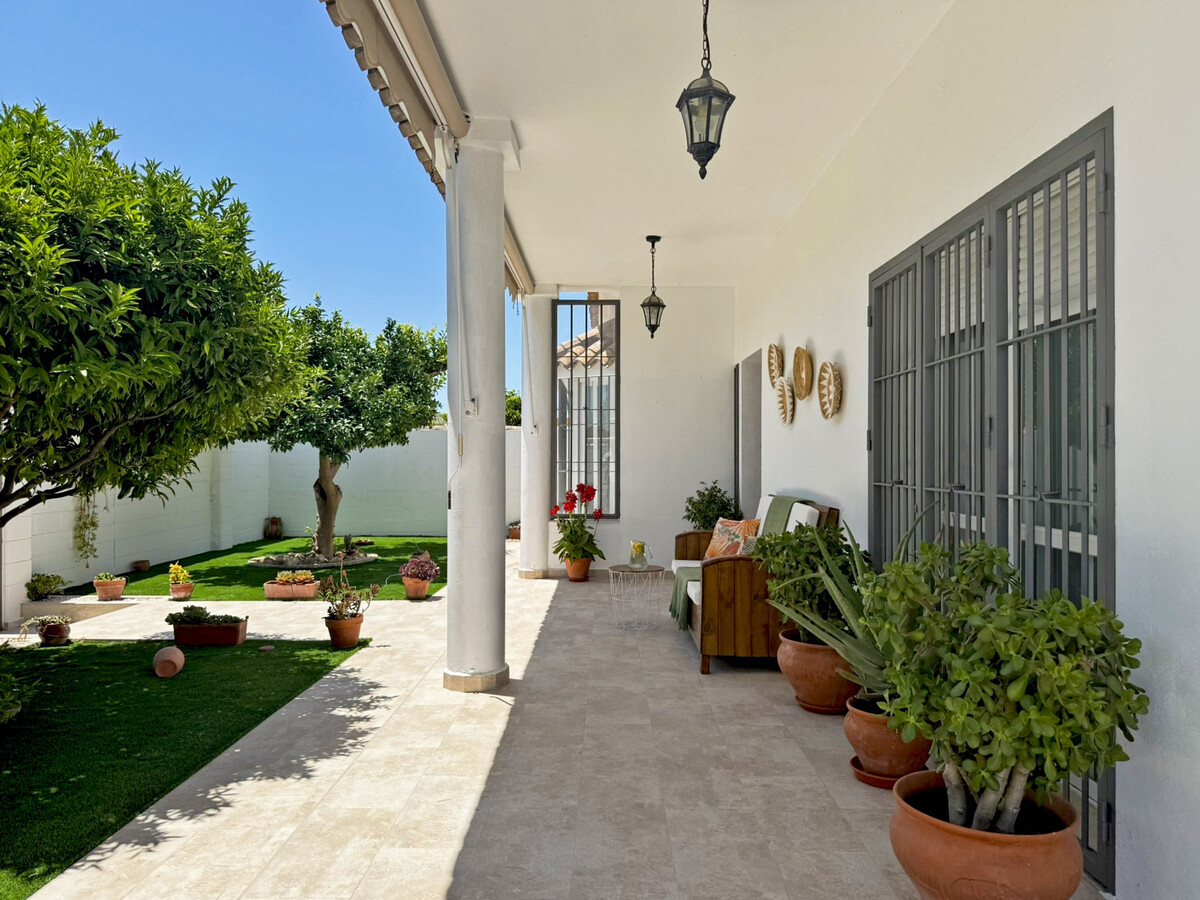 Villa 900m² piscine privée, 8 pers. à Puerto de Santa María - Photo 6