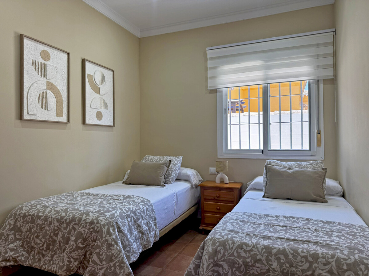 Villa 900m² piscine privée, 8 pers. à Puerto de Santa María - Photo 23